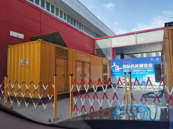 武宣发电车出租-发电机无电压或电压太低怎么办？